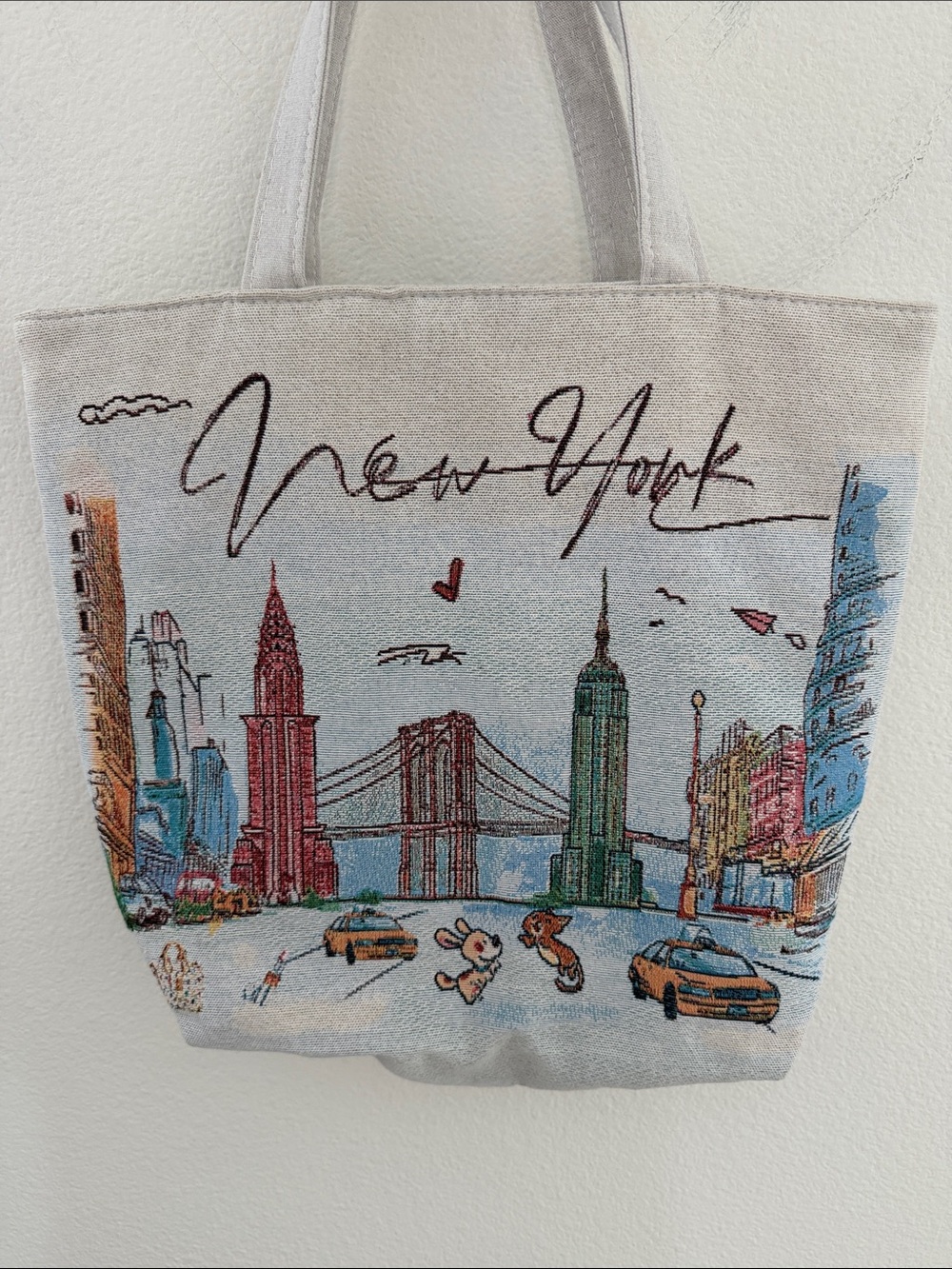 New York City Zippered Embroidered Tote Bag - Picture 3 of 4